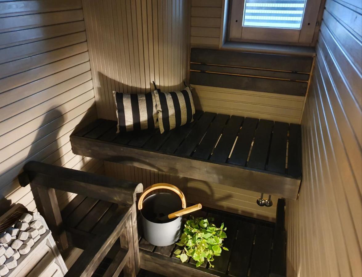 2Ndhomes Unique And Luxury Kamppi Center Apartment With Sauna And Big Terrace ヘルシンキ エクステリア 写真