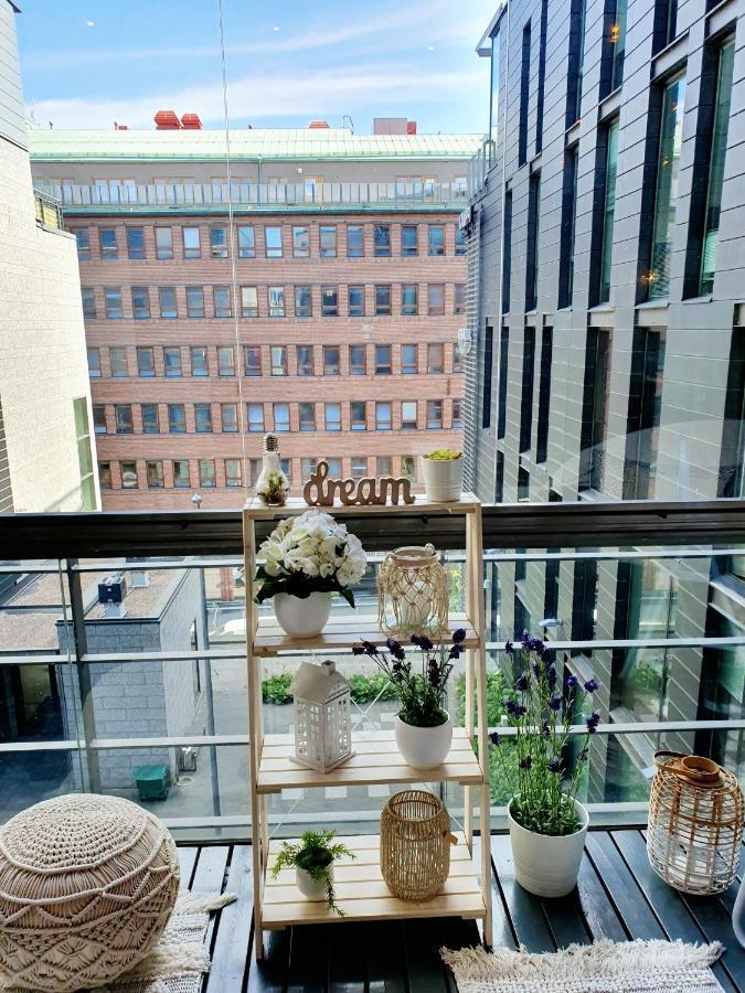 2Ndhomes Unique And Luxury Kamppi Center Apartment With Sauna And Big Terrace ヘルシンキ エクステリア 写真
