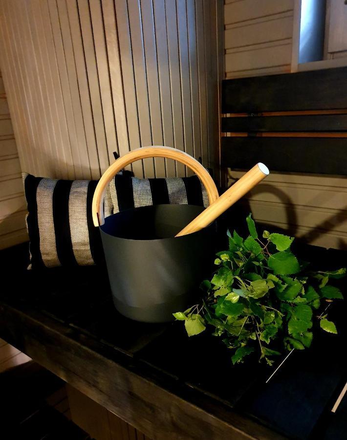 2Ndhomes Unique And Luxury Kamppi Center Apartment With Sauna And Big Terrace ヘルシンキ エクステリア 写真